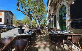 Hotel De L'Horloge